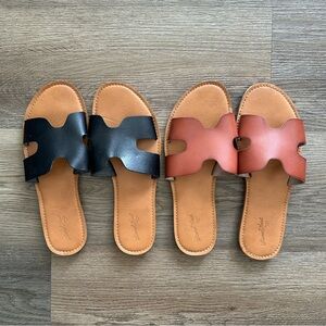 Universal Thread Slide on Sandals